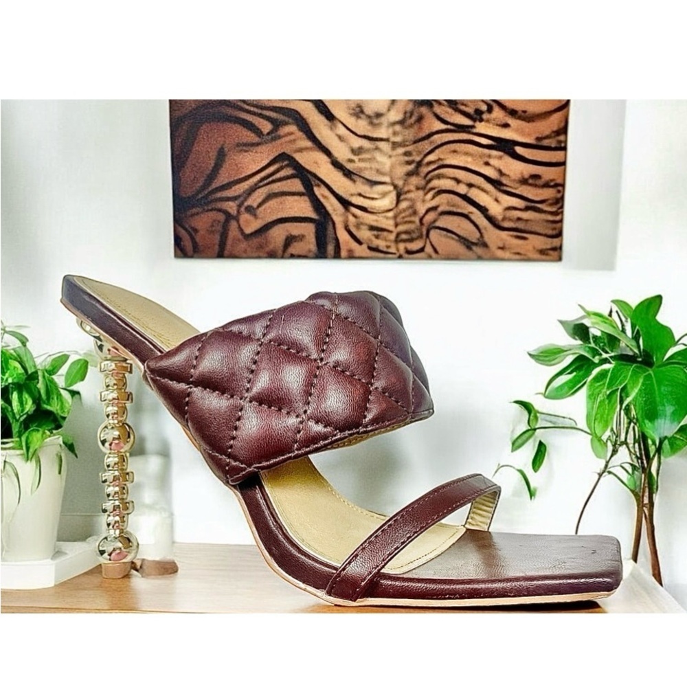 Fashion Nova Brown Quilt Sandals Shoes 8 - Picture 8 of 8